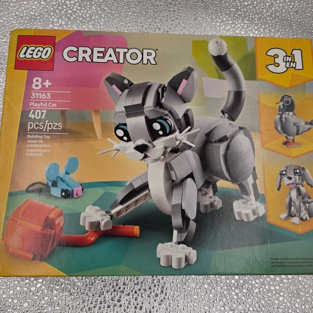 LEGO Creator 3 in 1 Playful Cat 31163 Building Set Puppy Pigeon 407 Pcs NEW O1